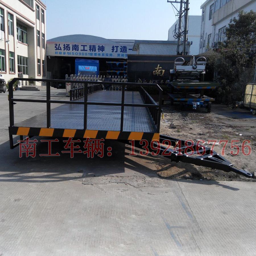 13米开云·（kaiyun）官方网站 液压刹车护栏开云·（kaiyun）官方网站