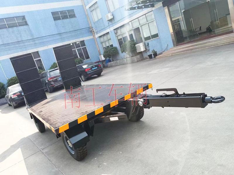 3吨带爬梯工业牵引开云·（kaiyun）官方网站