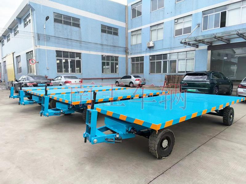 6吨开云·（kaiyun）官方网站蓝色 带减震带刹车工具拖车