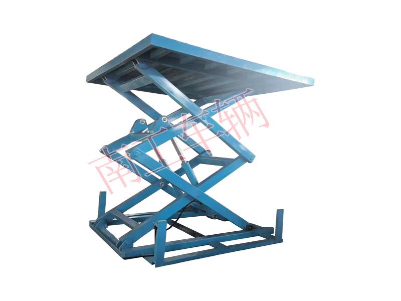 2吨固定式升降平台 行程2.5米