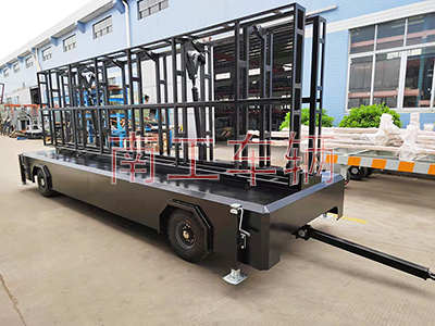 1672910493145272.jpg 2.5T折叠式显示屏LED广告拖车I.jpg