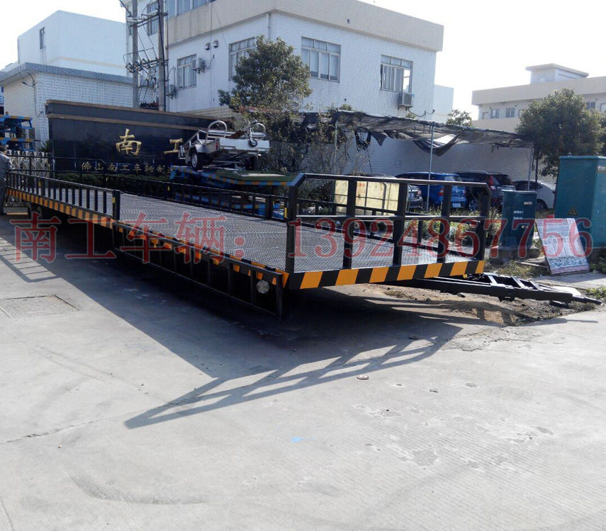 13米开云·（kaiyun）官方网站 液压刹车护栏开云·（kaiyun）官方网站7.jpg