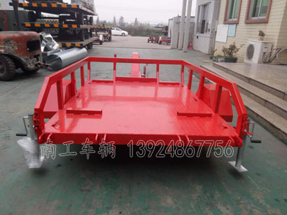 1677133190361244.jpg 2.1吨履带消防车拖车4I.jpg