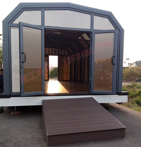 1677635288736180.jpg 豪华型阳光房车1 I (2).jpg