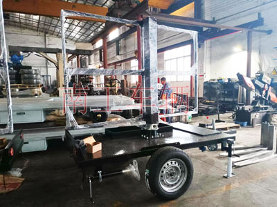 1679279473406146.jpg 0.6吨简单易型LED广告拖车4I.jpg