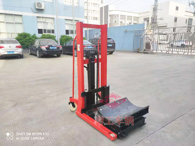 1683882819929170.jpg 1吨手动卷筒纸工具车1I.jpg