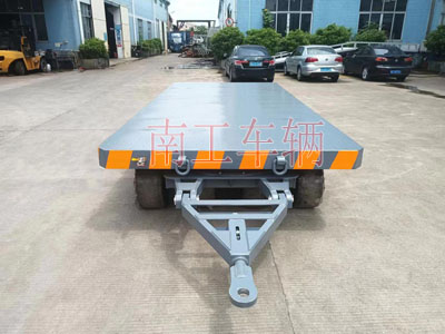 25吨重型工业开云·（kaiyun）官方网站全挂式牵引拖车底盘带牵引环4I.jpg
