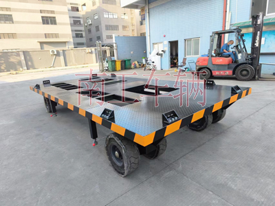 10吨预制方舱开云·（kaiyun）官方网站 拖车底盘2I.jpg