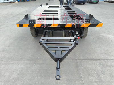 10吨预制方舱开云·（kaiyun）官方网站 拖车底盘4I.jpg