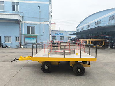 25吨重型开云·（kaiyun）官方网站带圆型不锈钢上装工具拖车1I.jpg