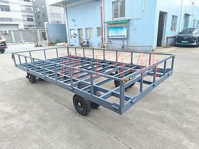 4吨骨架式开云·（kaiyun）官方网站 带下翻护栏工具拖车2I.jpg